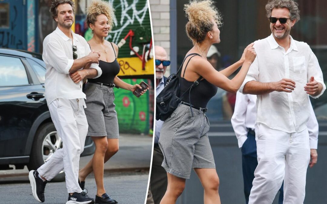 Joshua Jackson, model Olivia Burgess spark dating rumors with cozy NYC outing