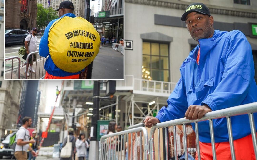 Desperate Knicks fans pay line sitters big bucks to hold prime spots for historic parade: ‘There’s electricity in the air’