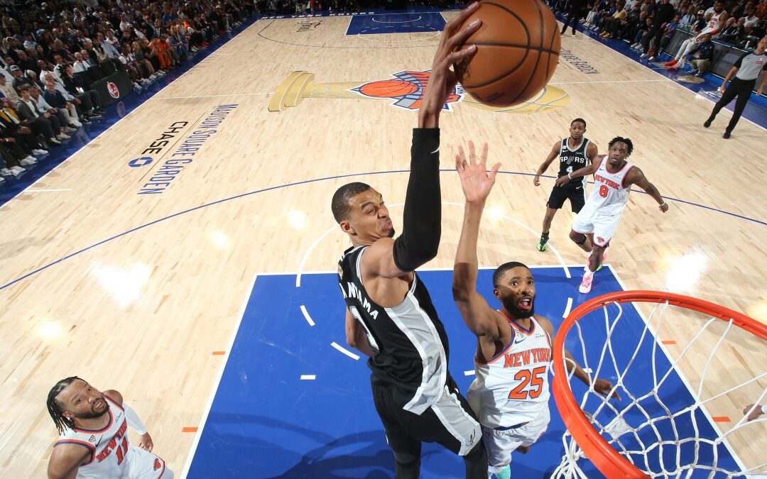 Spurs outlast Knicks 115-111 in tight NBA Finals Game 3 to prevent sweep