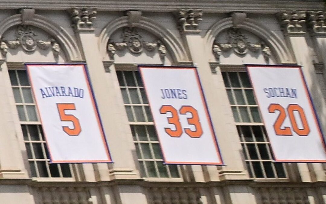 Here's how City Hall mixed up Patrick Ewing's retired number during Knicks parade
