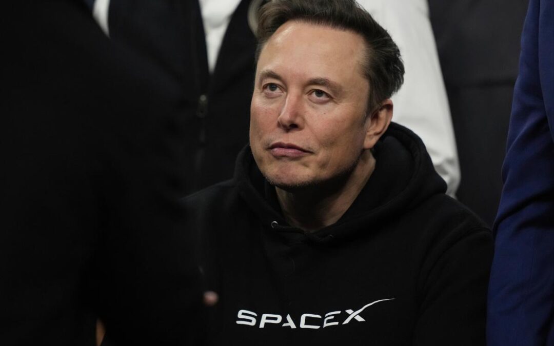 Elon Musk’s SpaceX is set to shatter IPO records — but experts warn regular investors should be wary