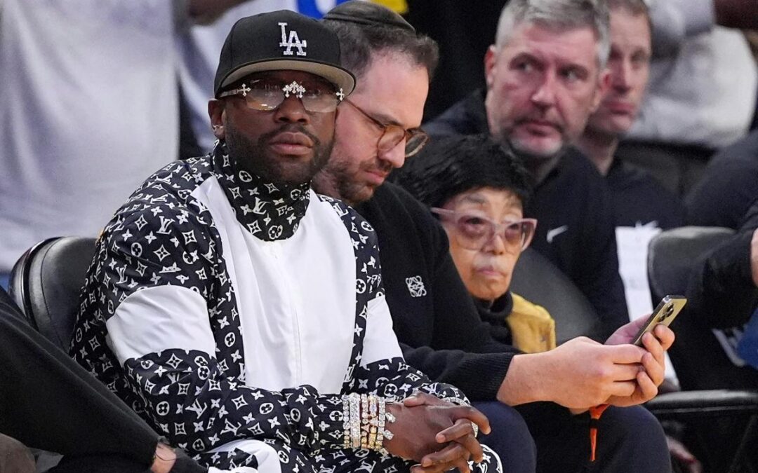 Floyd Mayweather facing felony charges for allegedly using bad check to buy $200,000 watch