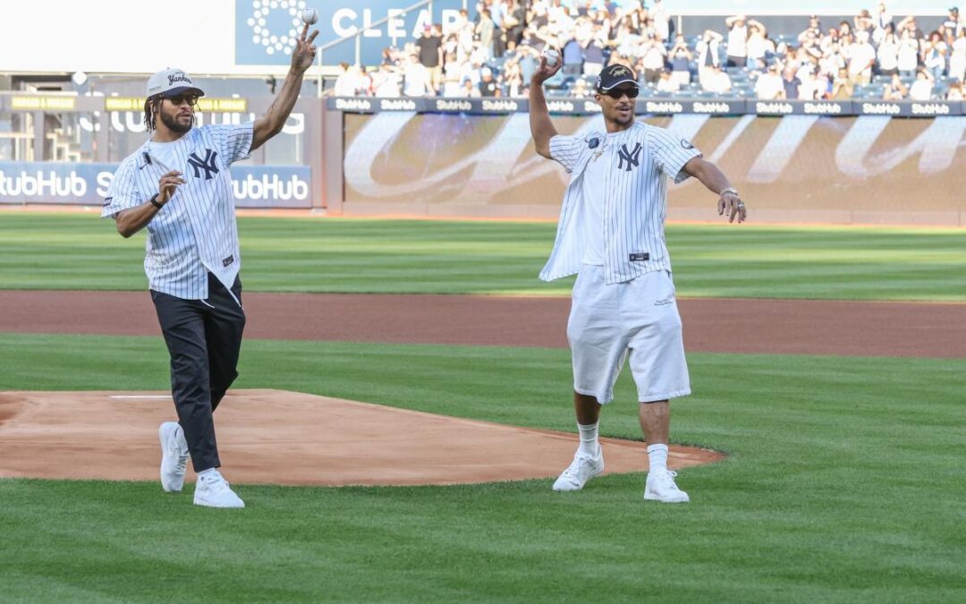 Jalen Brunson, Josh Hart continue Knicks celebration tour with Yankee Stadium first pitch