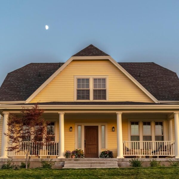 Think twice before painting the walls of your house this color — it could lower your sale price by thousands 