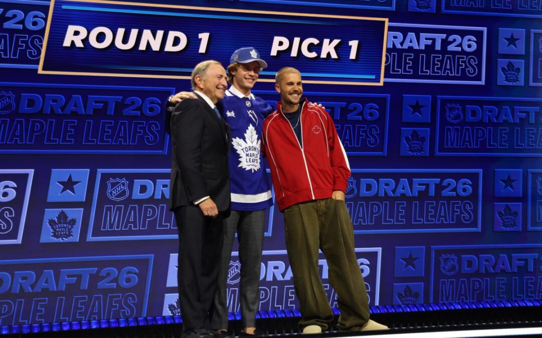 Justin Bieber announces Maple Leafs’ Gavin McKenna draft pick — not everyone was happy about it
