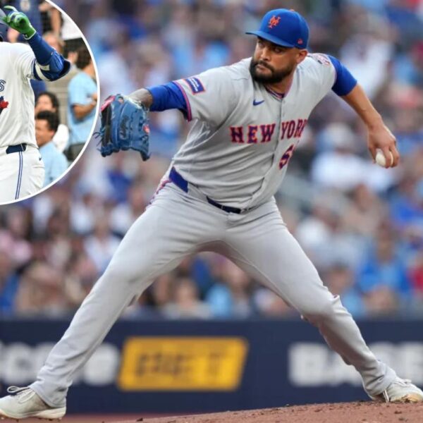 Sean Manaea aids trade deadline stock with solid showing as Mets fall to Blue Jays