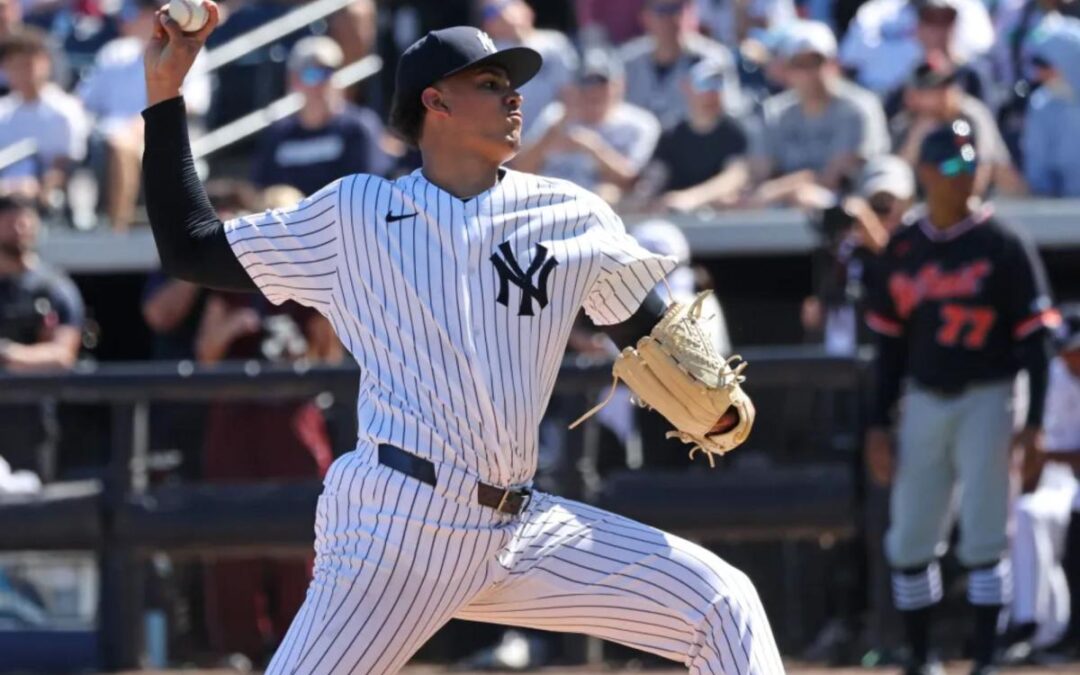 Yankees move highly touted prospect Carlos Lagrange to bullpen