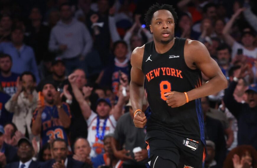 Knicks vs. Spurs Game 1 prediction: NBA Finals odds, player prop pick