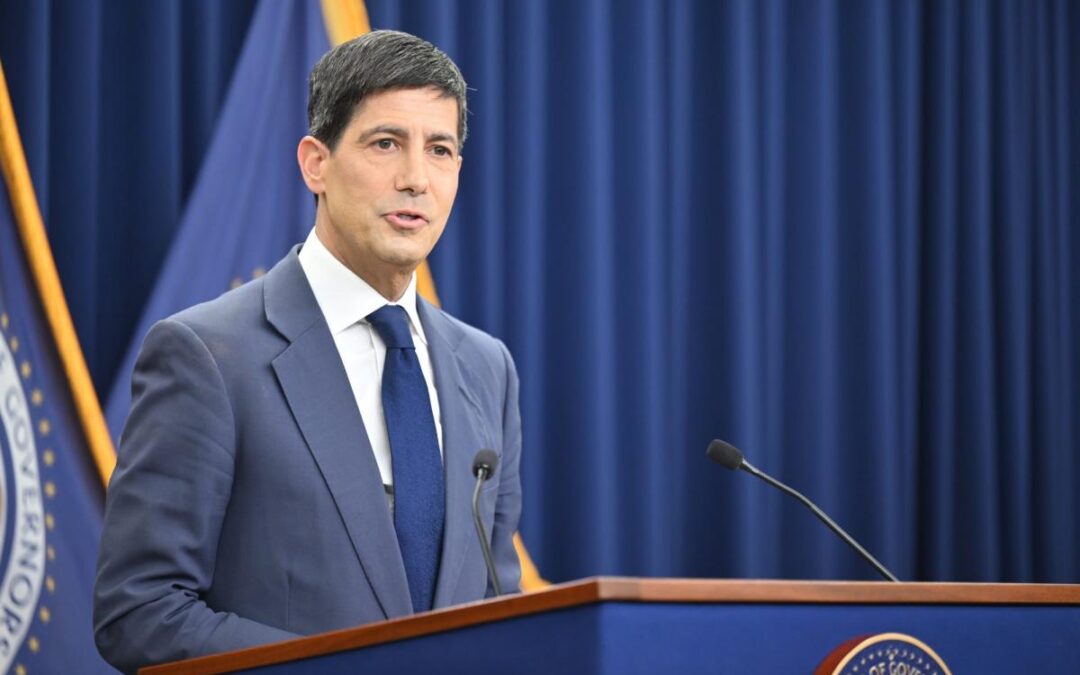 Democrats thought Fed Chair Kevin Warsh would be a Trump loyalist — his opening move proves he’s nothing of the sort