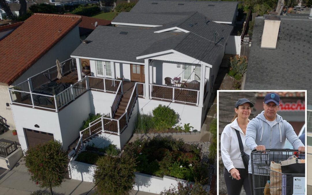 Ex-LAUSD head Alberto Carvalho lists LA home after resignation